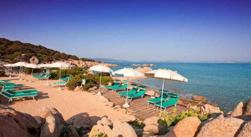 Club Hotel Baja Sardinia Luaran gambar
