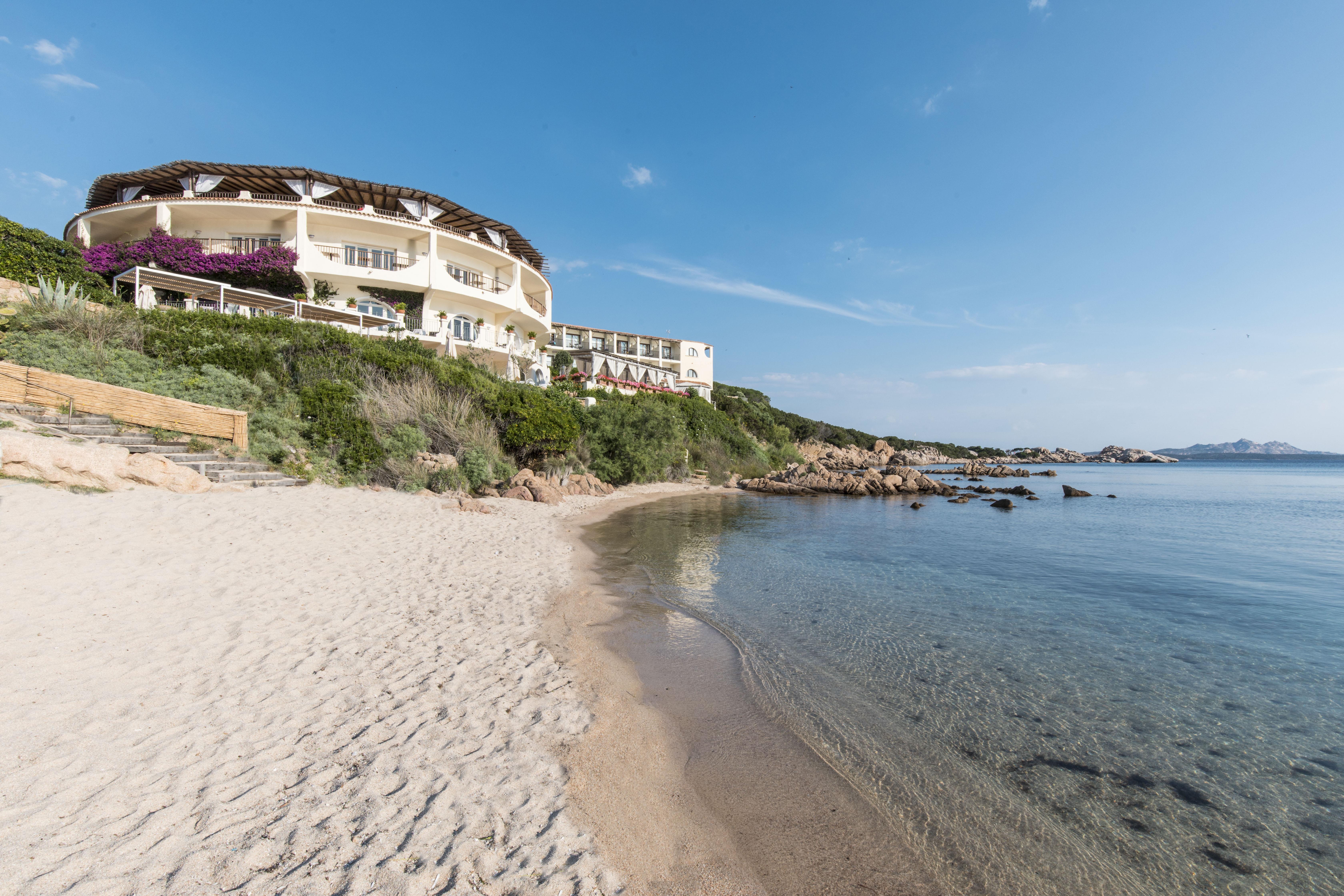 Club Hotel Baja Sardinia Luaran gambar