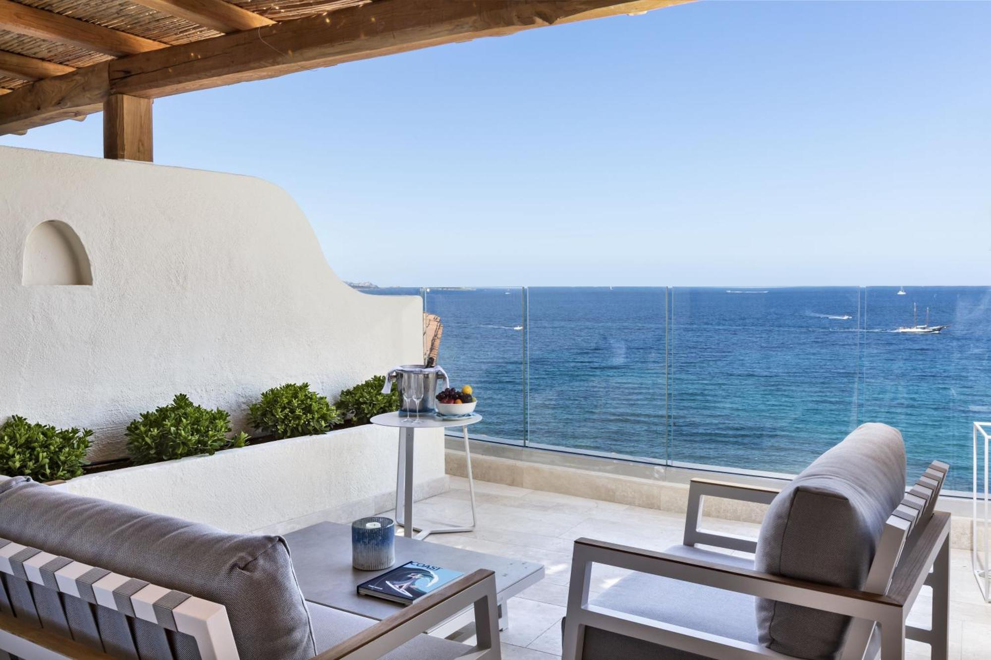 Club Hotel Baja Sardinia Luaran gambar