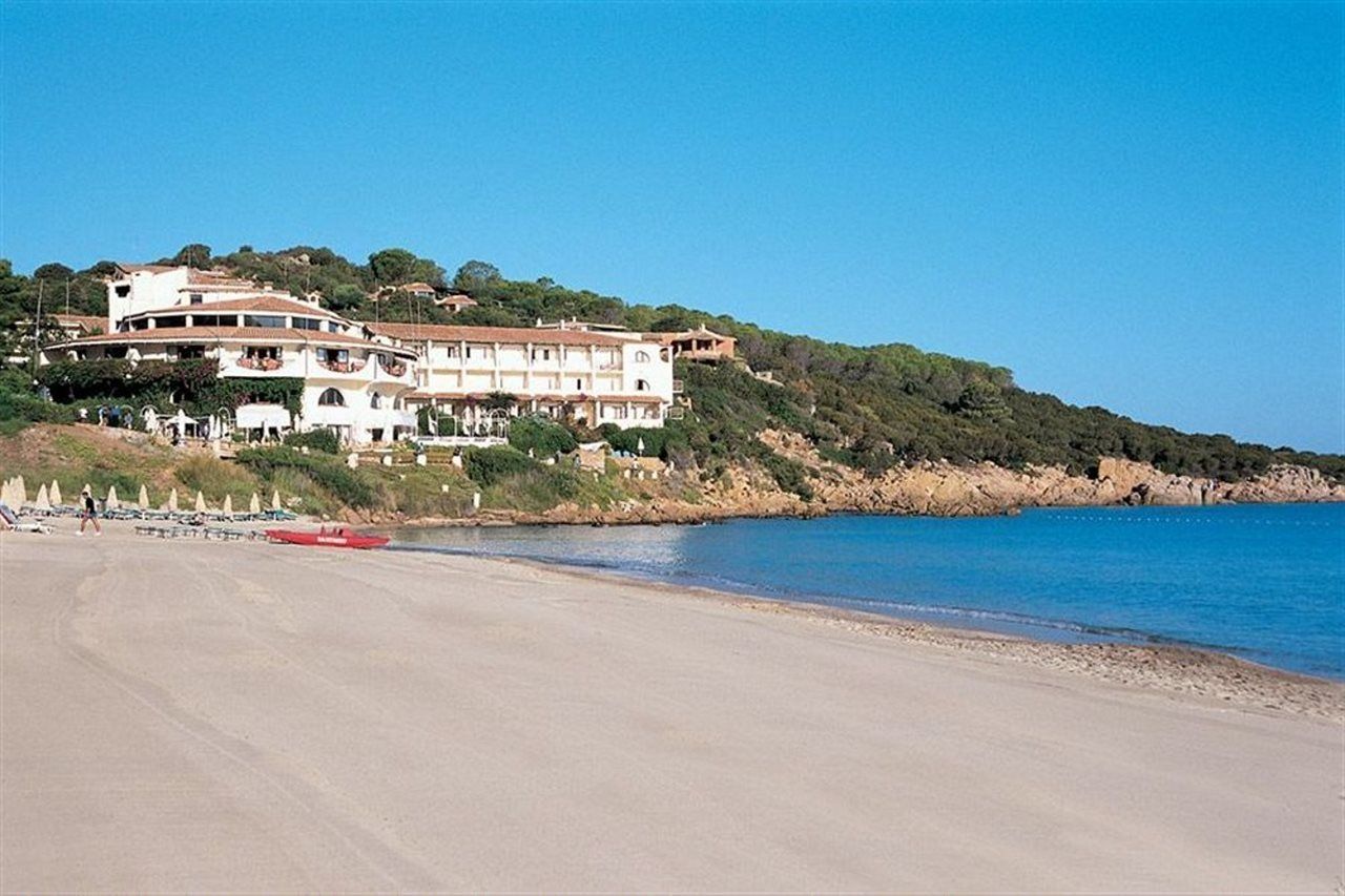 Club Hotel Baja Sardinia Luaran gambar